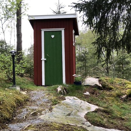 Stuga Utanfoer Fjaellbacka Luaran gambar